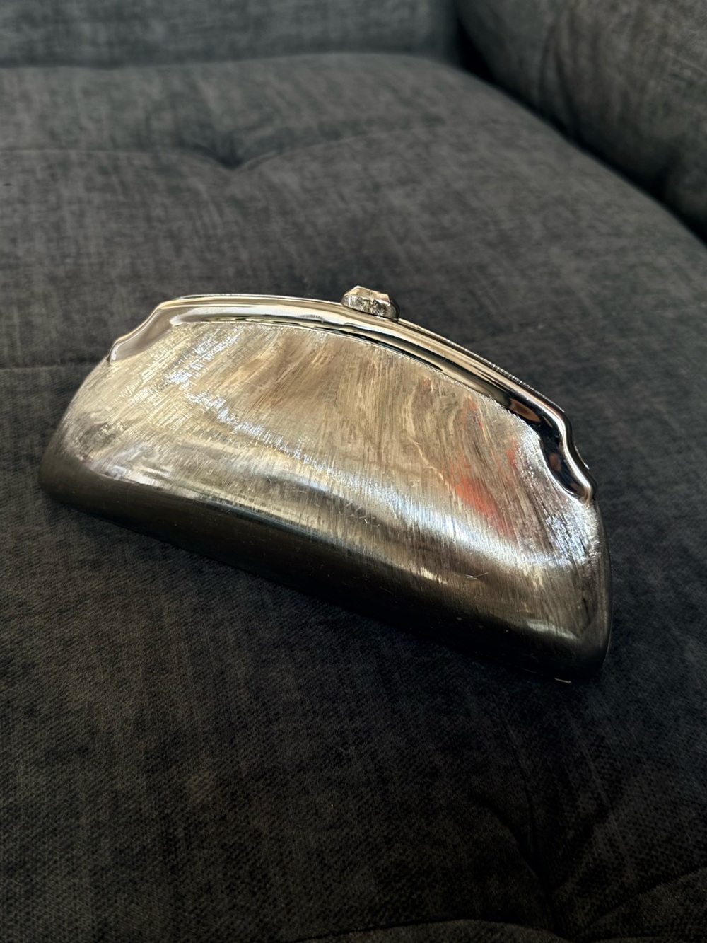 Silver Metallic Kiss-Lock Clutch Purse